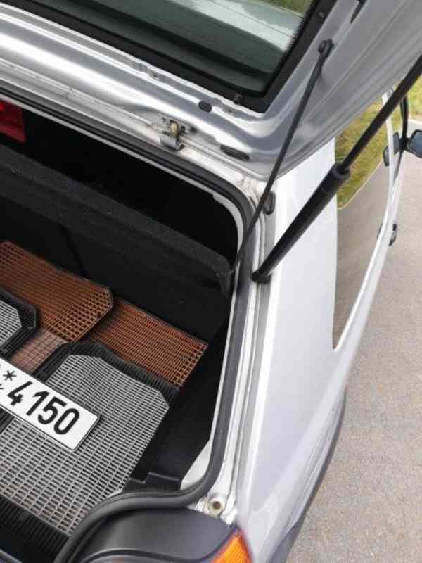 VW Golf III GT 1.8, 66kW - krásný stav, jasný původ i km - foto 24
