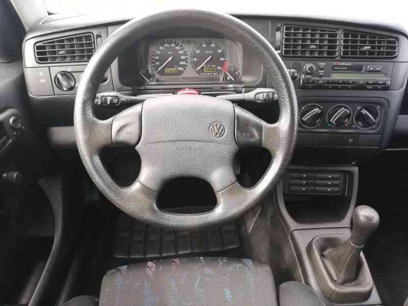 VW Golf III GT 1.8, 66kW - krásný stav, jasný původ i km - foto 9