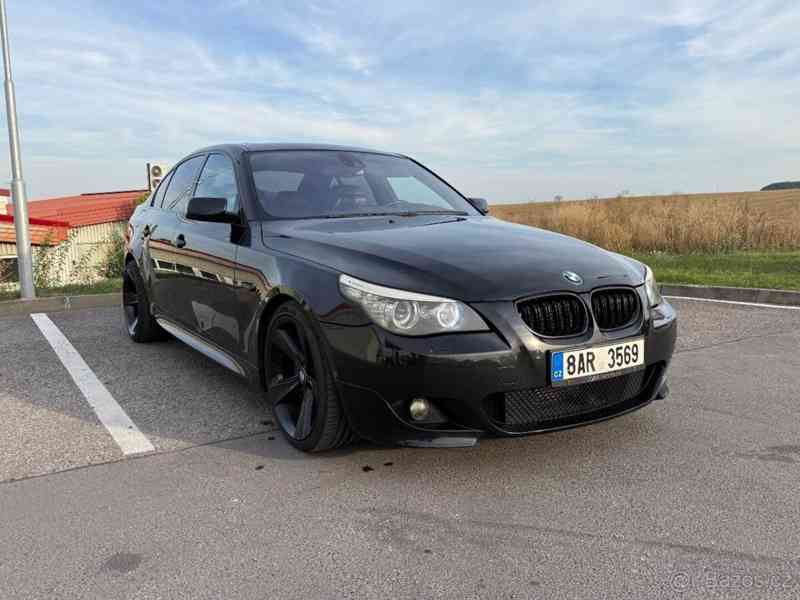 BMW Řada 5 3,0   535d E60 lci black sapphire - foto 9