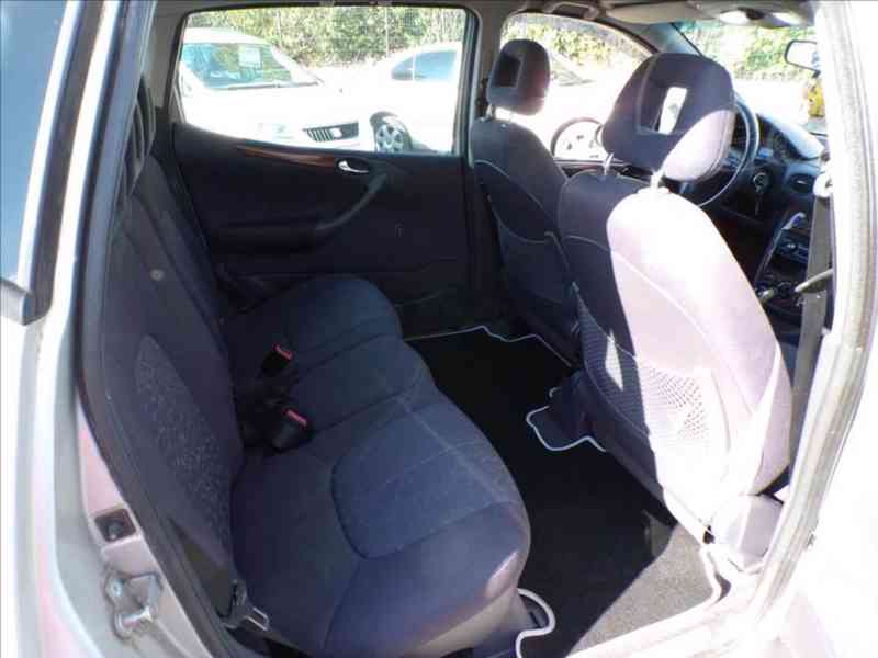 Mercedes-Benz A 160 1,6i- AUTOMAT - foto 9