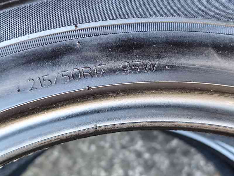 celoroční pneu 215/50 R17 Hankook -