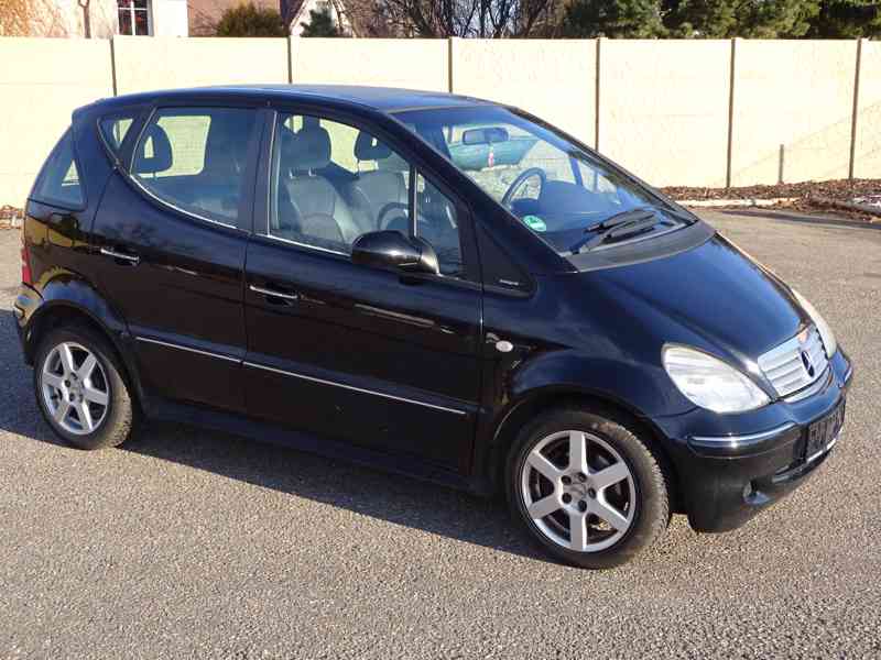 Mercedes Benz A 160 r.v.2003 AUTOMAT (1.6i 75kw) - foto 2
