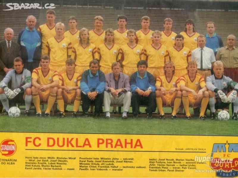 Dukla Praha - čtenářům do alba - fotbal - foto 1