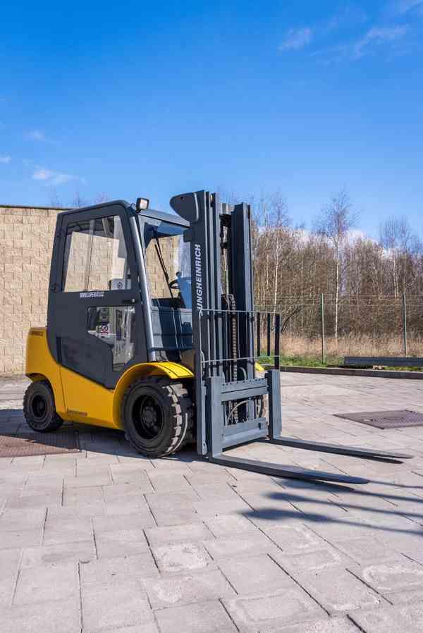 Vysokozdvižný vozík Jungheinrich TFG 430 - foto 10