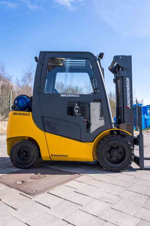 Vysokozdvižný vozík Jungheinrich TFG 430 - foto 2