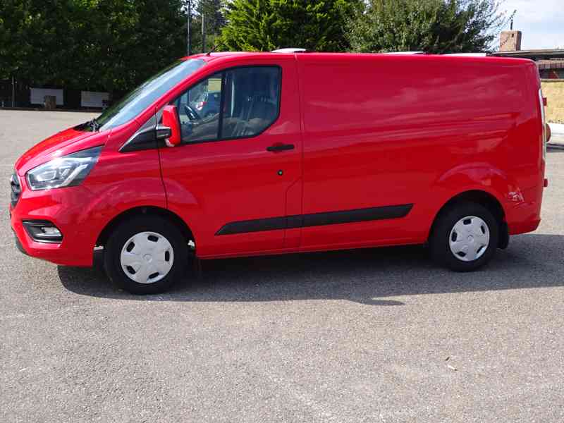 Ford Transit Cusrom 2.0 TDCI r.v.2018 (125 kw) 1.Maj.serv.kn - foto 3