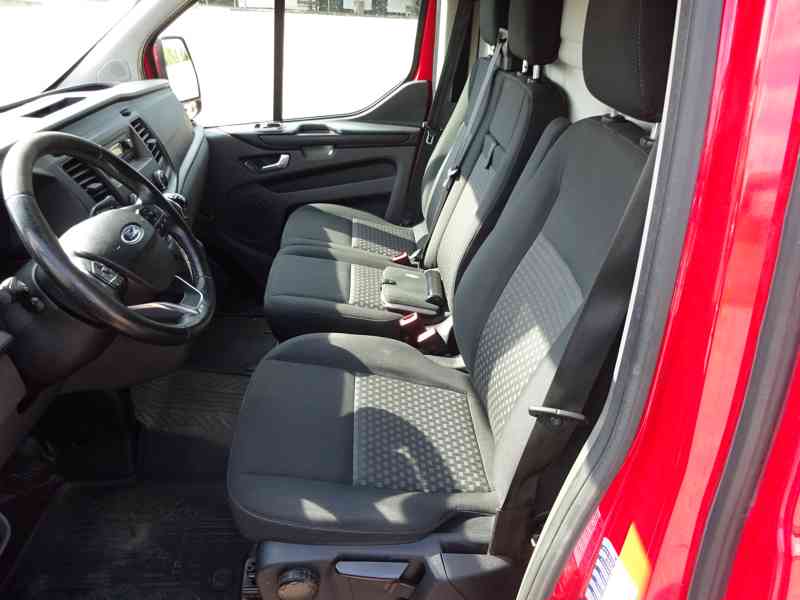 Ford Transit Cusrom 2.0 TDCI r.v.2018 (125 kw) 1.Maj.serv.kn - foto 13