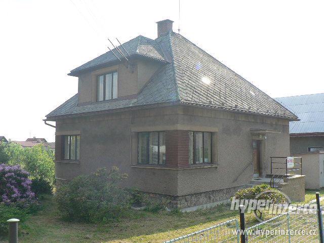 Rodinný dům v obci Náchod – Kramolna - foto 1