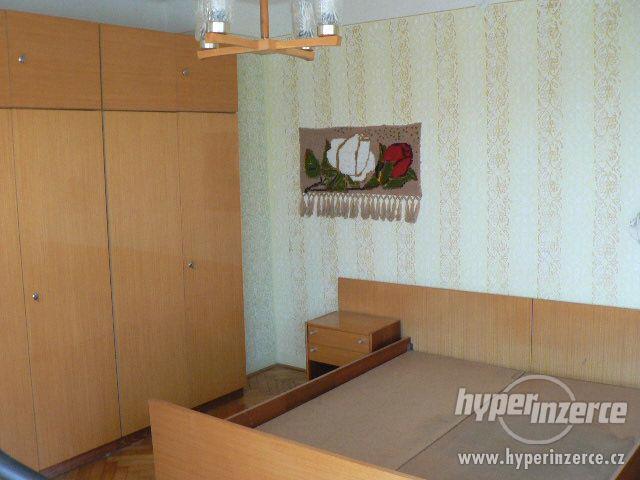 Rodinný dům v obci Náchod – Kramolna - foto 11