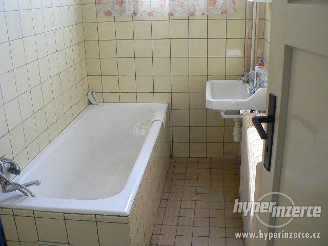 Rodinný dům v obci Náchod – Kramolna - foto 15