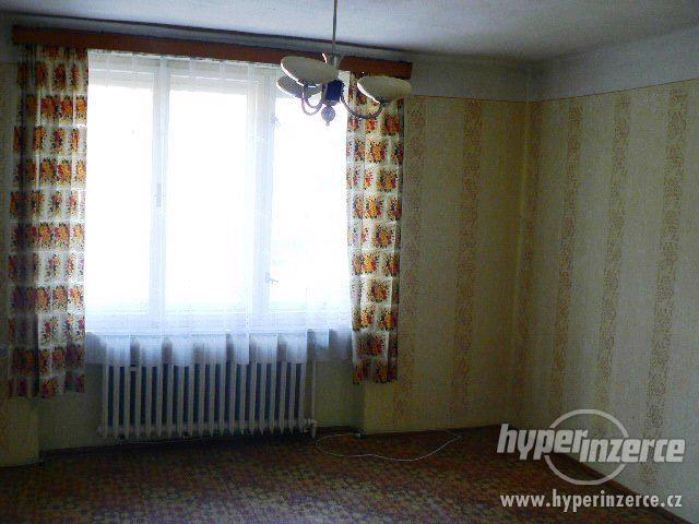 Rodinný dům v obci Náchod – Kramolna - foto 17