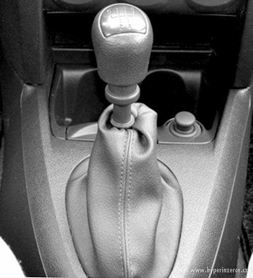 Renault manžeta řadicí páky - foto 1