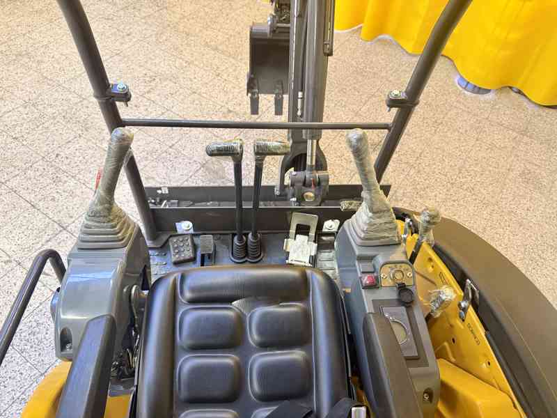 Pásový minibagr GORILA G26SE PRO !!VÝRAZNÁ SLEVA!! - foto 7