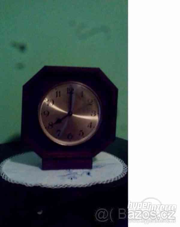 Prodám tyhle staré dřevěné hodiny - foto 1