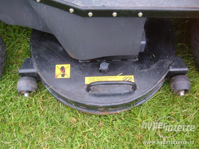 Zahradní sekací traktor Wisconsin 20HP - foto 4