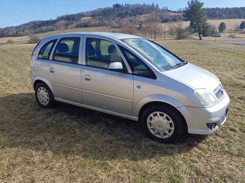 Opel Meriva 1.4 66Kw RV.2008 TAŽNÉ ZAŘ. - NOVÁ STK - foto 14