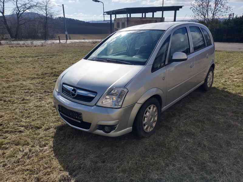 Opel Meriva 1.4 66Kw RV.2008 TAŽNÉ ZAŘ. - NOVÁ STK - foto 10