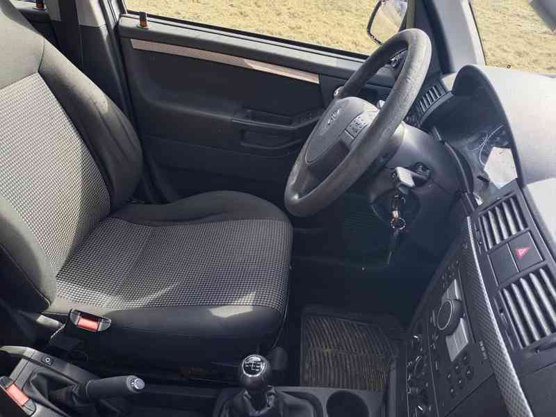 Opel Meriva 1.4 66Kw RV.2008 TAŽNÉ ZAŘ. - NOVÁ STK - foto 7