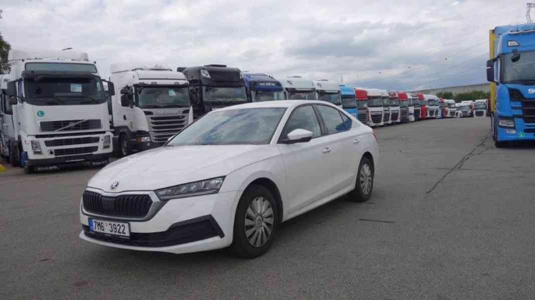 ŠKODA Octavia Active 2.0 TDI - foto 2