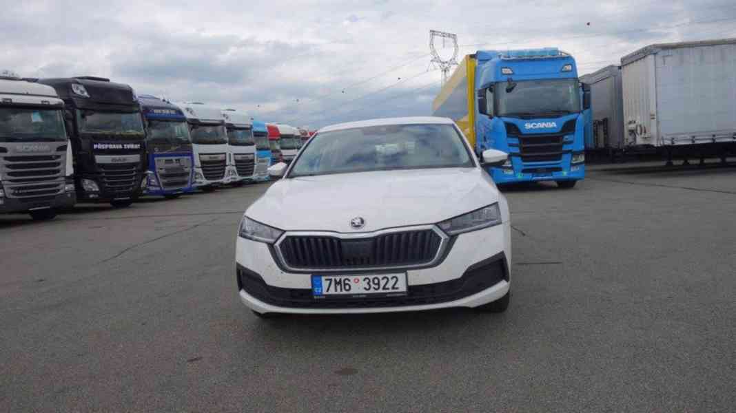 ŠKODA Octavia Active 2.0 TDI - foto 3