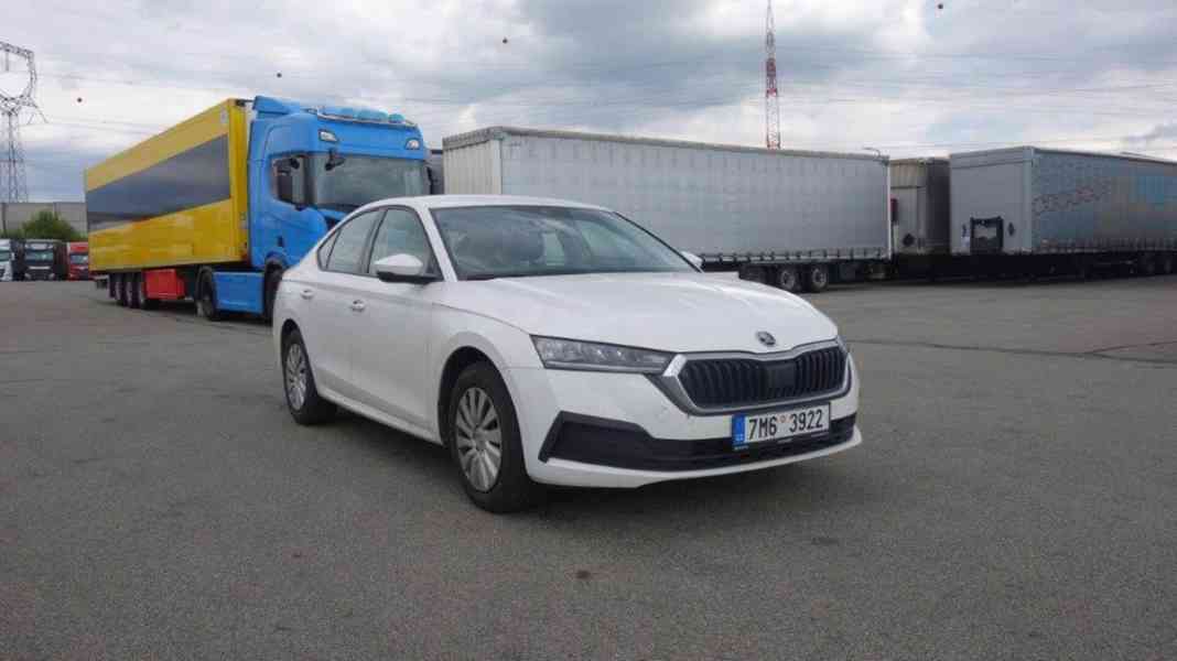 ŠKODA Octavia Active 2.0 TDI - foto 4