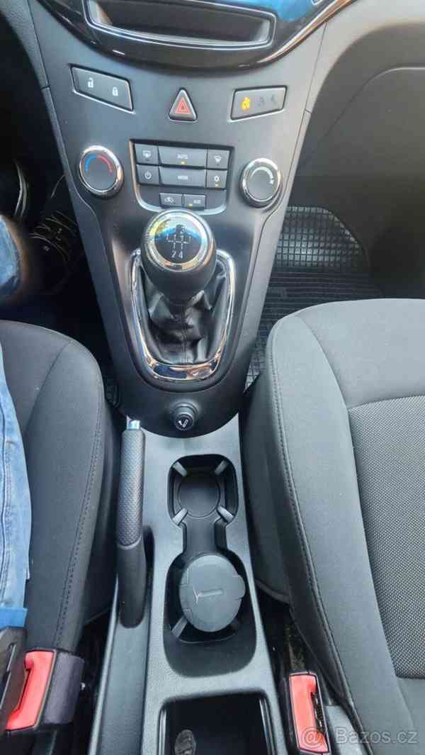 Chevrolet Orlando 1,8   7 mist benzin 104kw - foto 19