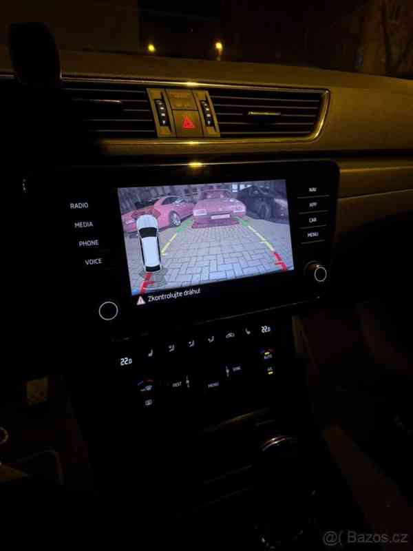 Škoda Superb 2,0   2019 Tdi, panorama DSG - foto 7