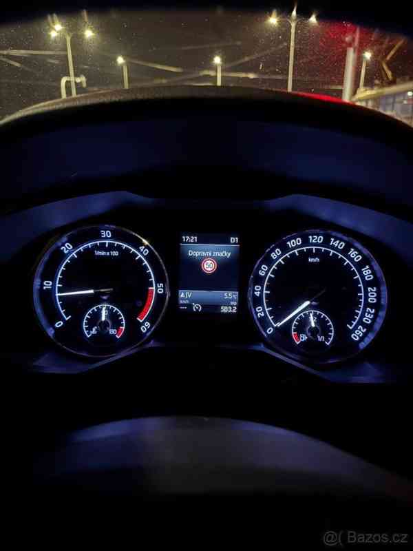Škoda Superb 2,0   2019 Tdi, panorama DSG - foto 13