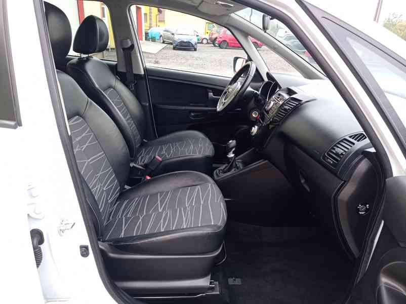 Kia Venga 1.4 CVVTi /1Maj/Panorama - foto 20