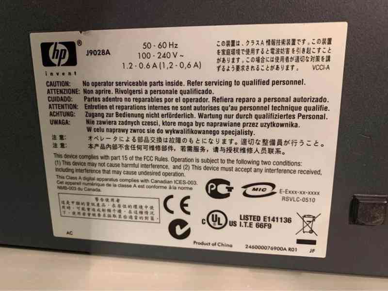 HP J9028A Gigabitový Switch 24portový + 2x Brocade 57-100001 - foto 4