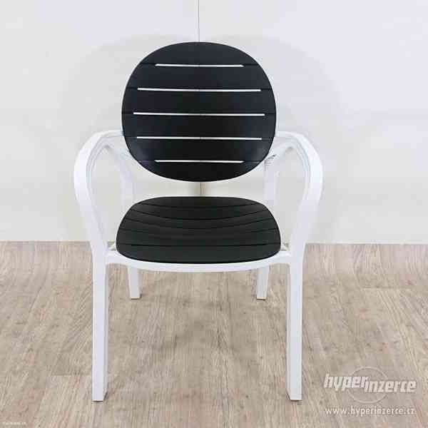 Plastová židle MOLLY černá - foto 1