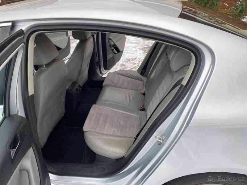 Volkswagen Passat 2,0 - foto 3