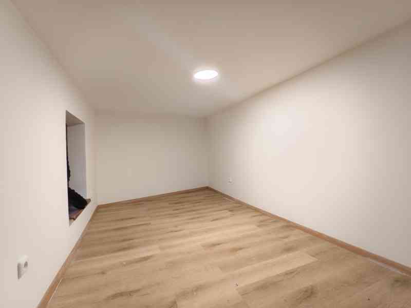 Pronájem 2+1, 55m2 (podkroví)(Jablonec n.N., ul. Květinová) - foto 6