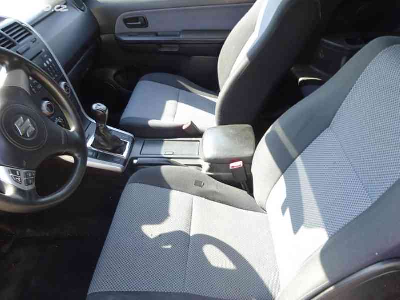 Suzuki Grand Vitara, 1,9 D (r.v. 2006) - foto 11