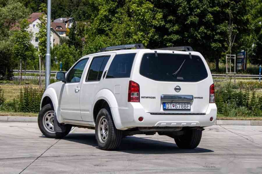 Nissan Pathfinder 2.5 dCi SE - foto 4