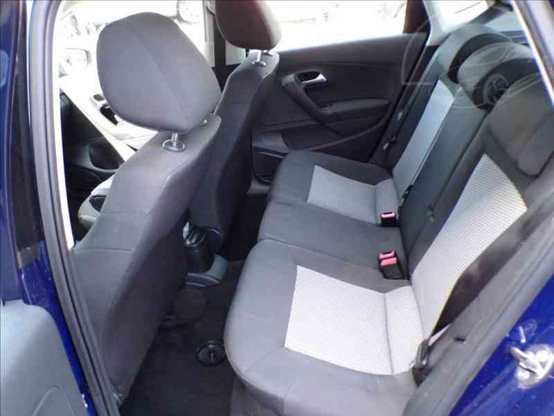 Volkswagen Polo 1,2 12V KLIMATIZACE - foto 8