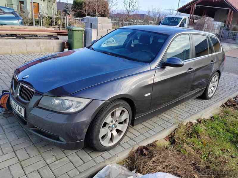 BMW Řada 3 3,0   330D - foto 2