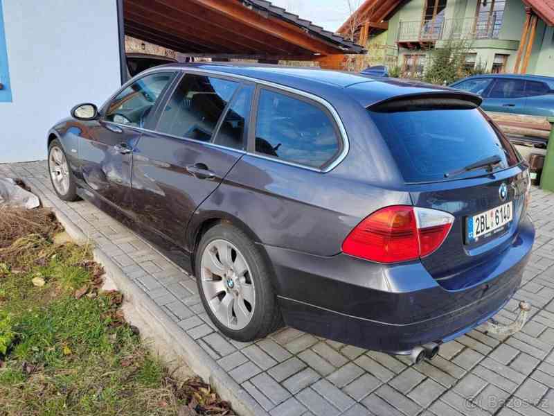 BMW Řada 3 3,0   330D - foto 10