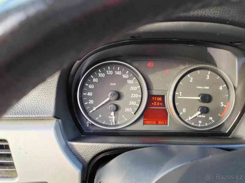 BMW Řada 3 3,0   330D - foto 7