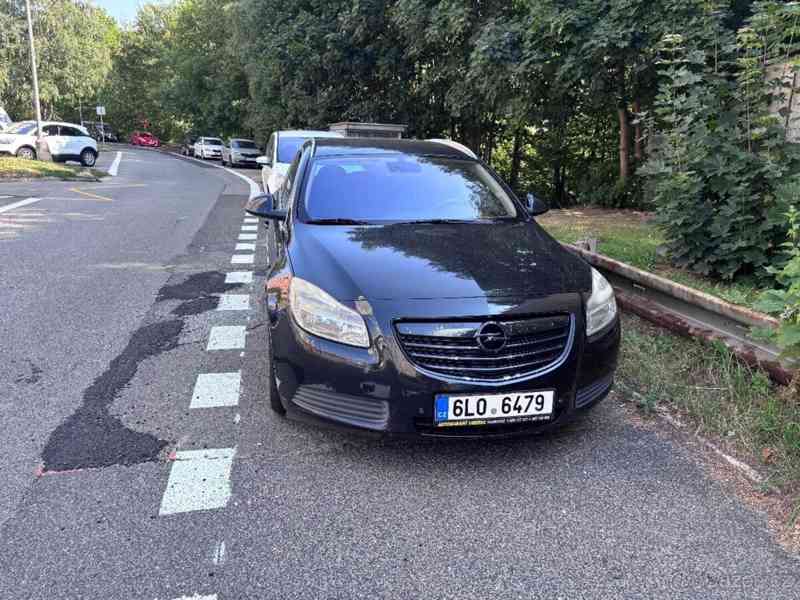 Opel Insignia 2,0   Sports Tourer CDTI - foto 1