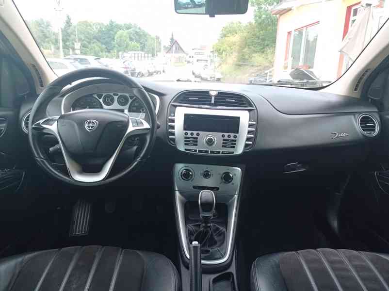 Lancia Delta 1.4i T-JET Klima/Tempomat/1Maj - foto 21