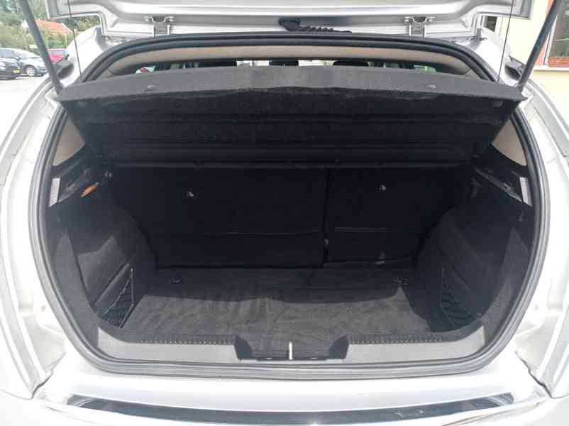 Lancia Delta 1.4i T-JET Klima/Tempomat/1Maj - foto 14