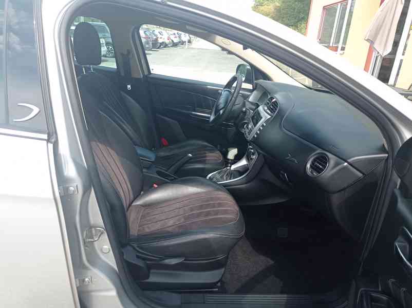 Lancia Delta 1.4i T-JET Klima/Tempomat/1Maj - foto 19
