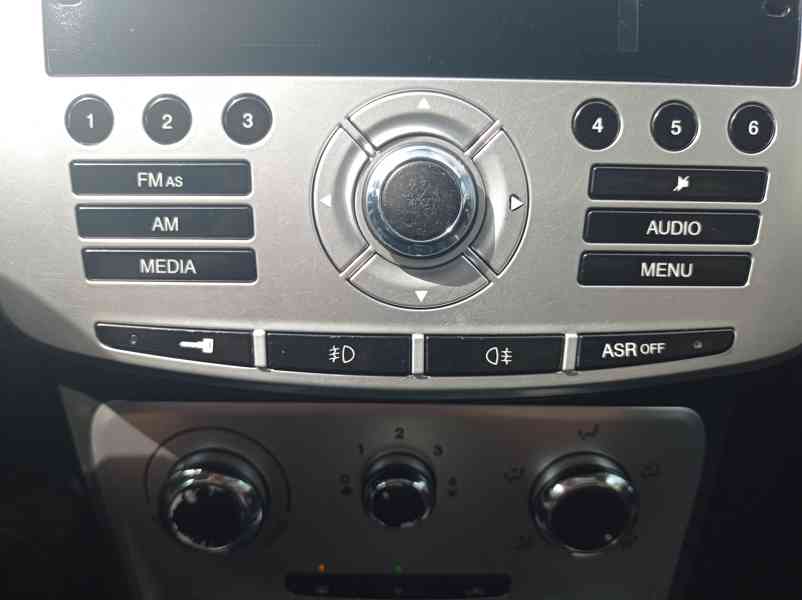 Lancia Delta 1.4i T-JET Klima/Tempomat/1Maj - foto 24