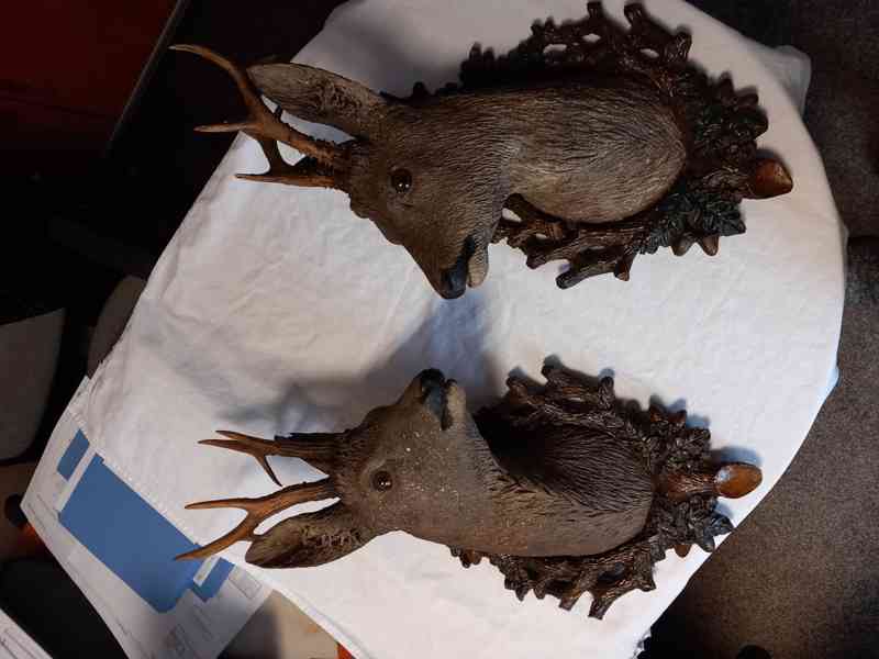 Dřevořezby zvěře, jelen, srnec, kamzík, trofeje - foto 2