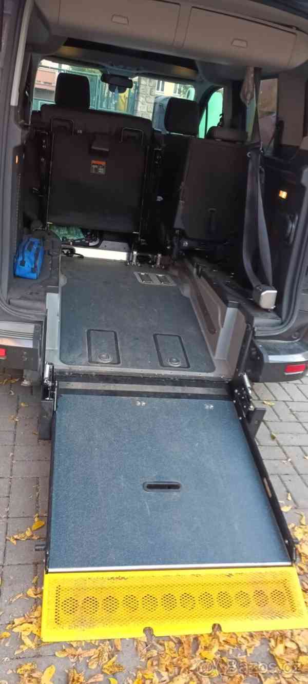 FORD TOURNEO CONNECT (L1 TITANIUM FLEXIRAMP API CZ )2015) - foto 7
