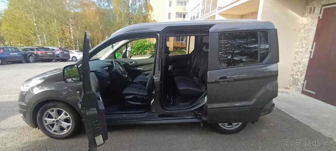 FORD TOURNEO CONNECT (L1 TITANIUM FLEXIRAMP API CZ )2015) - foto 13