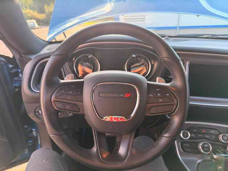 Prodám DODGE CHALLENGER 6.4 - foto 12