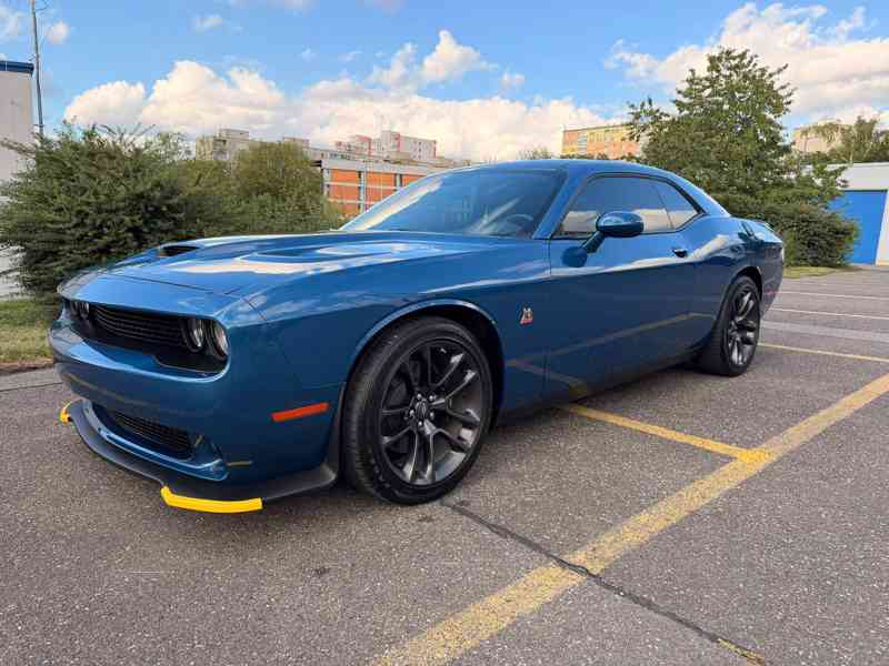 Prodám DODGE CHALLENGER 6.4 - foto 1