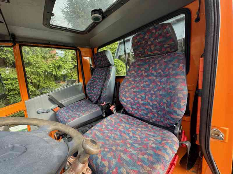 UX 100, Unimog - foto 8
